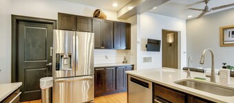 Walk to Tower Grove Park: St Louis Getaway