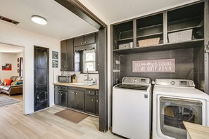 House (2 Bedrooms) | Interior - Time Machine: Games Galore in Lubbock Home By Ttu! (Lubbock)