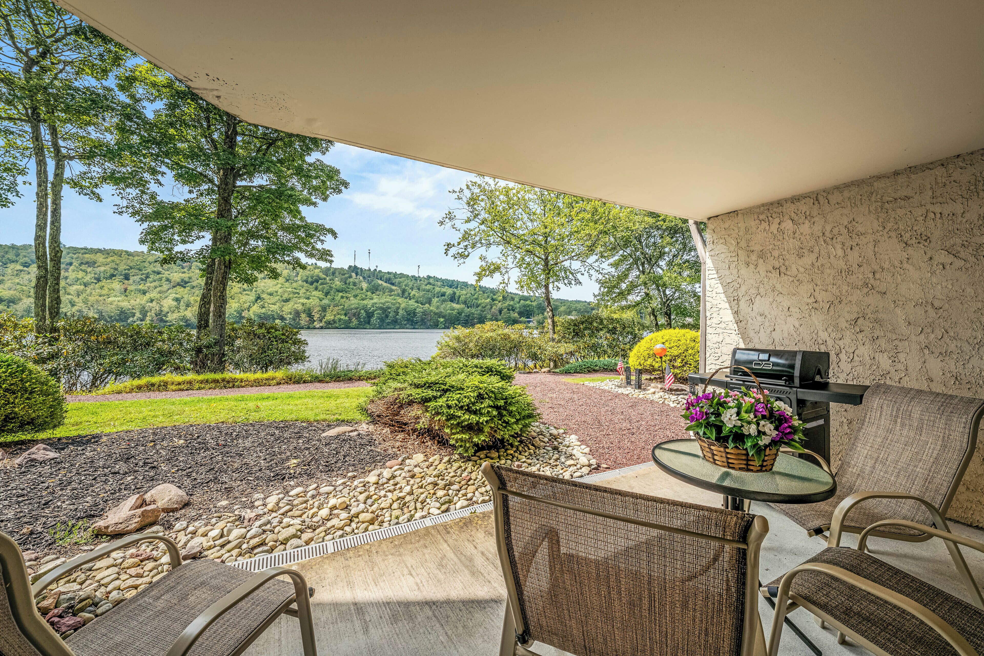 Căn hộ (2 Bedrooms) | Mặt tiền nơi lưu trú