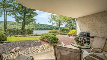 Căn hộ (2 Bedrooms) | Mặt tiền nơi lưu trú