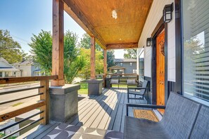 House (5 Bedrooms) | Interior