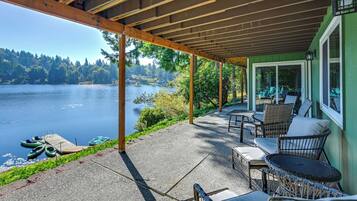 House (5 Bedrooms) | Interior