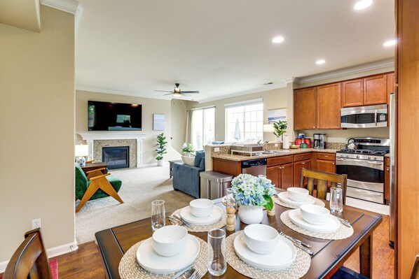 House (4 Bedrooms) | Interior