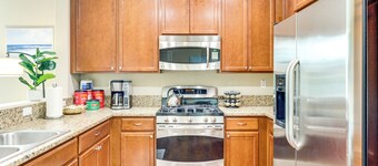 Mountain Views: Reno Home 6 Mi to Downtown!