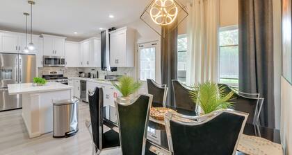 10 Mi to Downtown Houston: Family Home w/ Yard