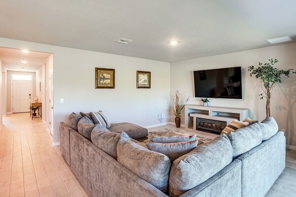 Family Home W/ Patio & Canal Views In Cape Coral! - Sanibel Island, FL