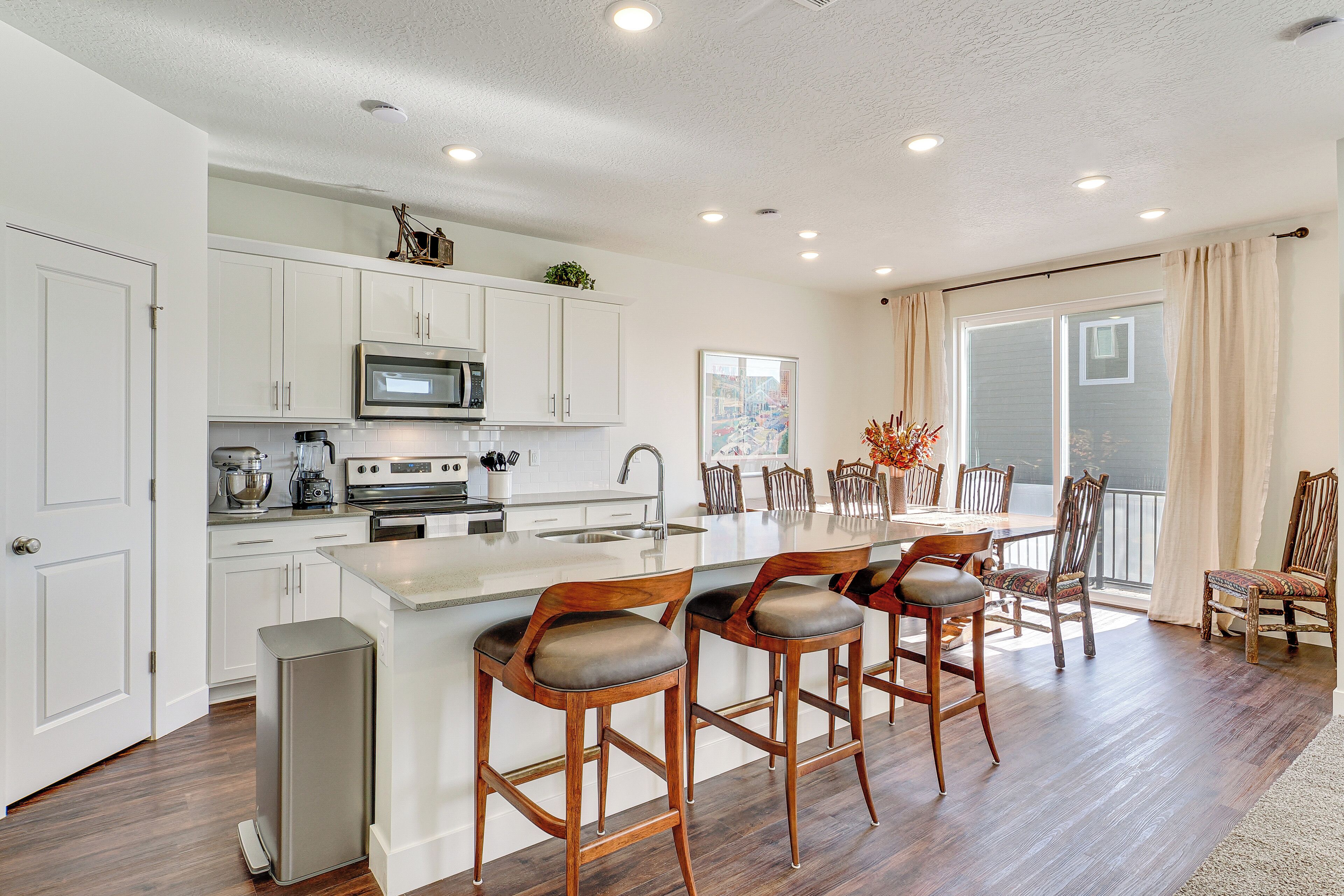 House (4 Bedrooms) | Interior