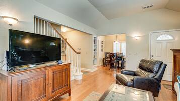 House (2 Bedrooms) | Interior