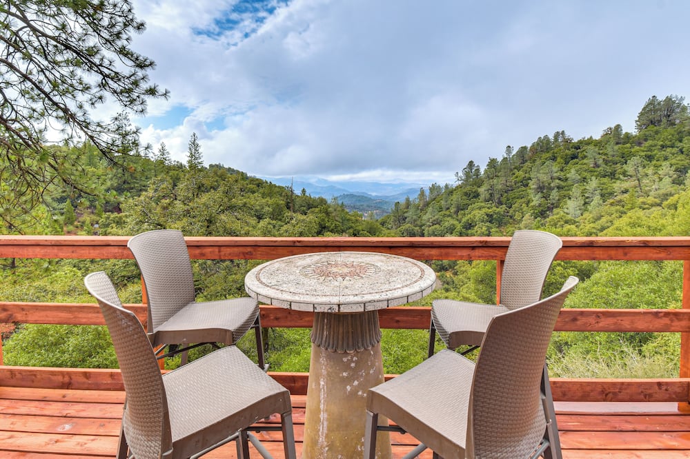 Mtn-view Coulter Escape w/ Rustic Tree Lookout