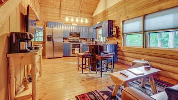 House (2 Bedrooms) | Interior