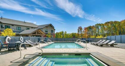 Ski-in/out Okemo Mountain Resort Condo w/ Balcony