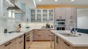 Apartment (4 Bedrooms) | Interior