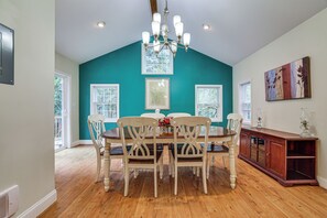 House (3 Bedrooms) | Interior - 7 Mi to Big Boulder Mtn! Home w/ Pet-friendly Yard (Albrightsville)