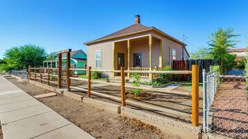 Casa (2 Bedrooms) | Interior