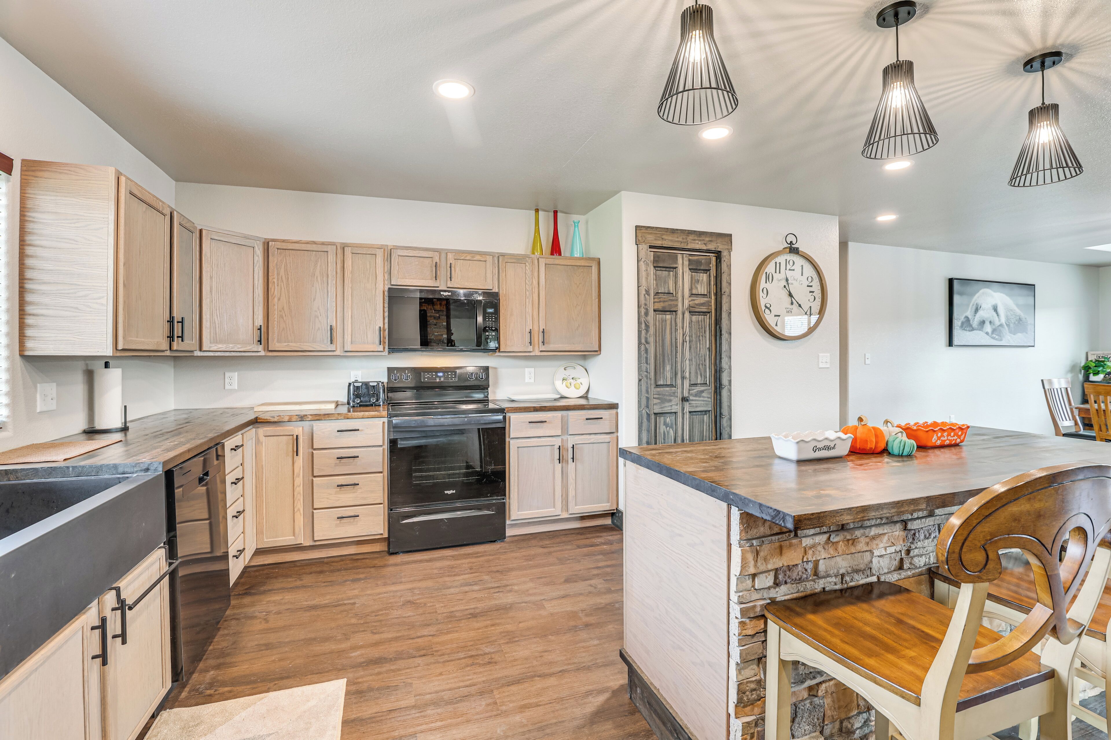 House (Multiple Bedrooms) | Interior