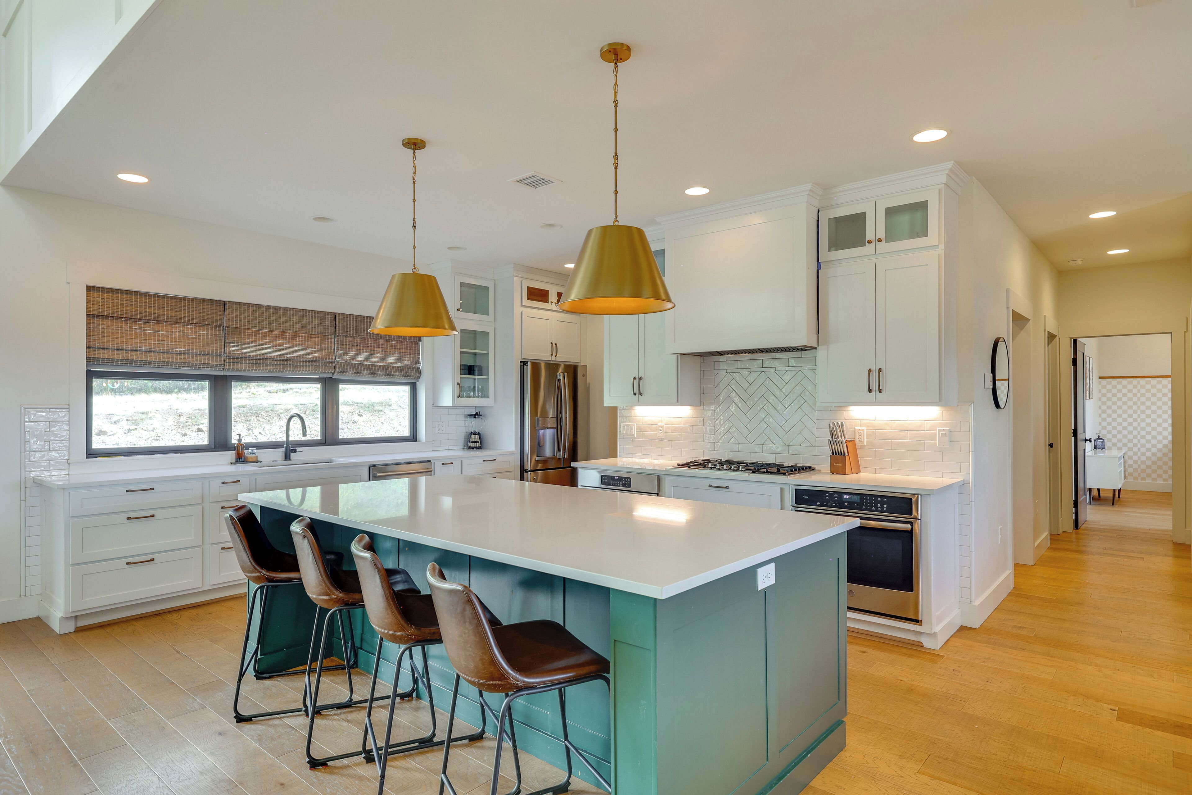 House (4 Bedrooms) | Interior