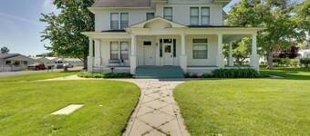 2 Mi to River: Historic Clarkston Home w/ Views!