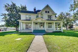 House (5 Bedrooms) | Front of property