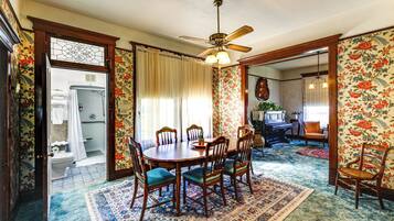 Rumah (5 Bedrooms) | Interior