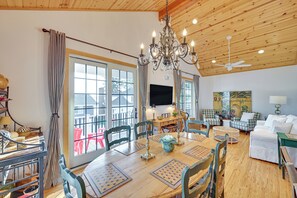 House (2 Bedrooms) | Interior - Walk to Dtwn Syracuse: Private Lake-view Home (Syracuse)
