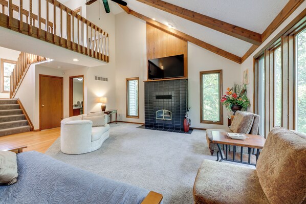 House (4 Bedrooms) | Interior