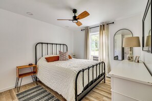 House (2 Bedrooms) | Interior - Winter on the Water: Warm & Cozy Thompson Retreat! (Thompson)