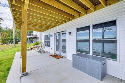 Winter on the Water: Warm & Cozy Thompson Retreat!