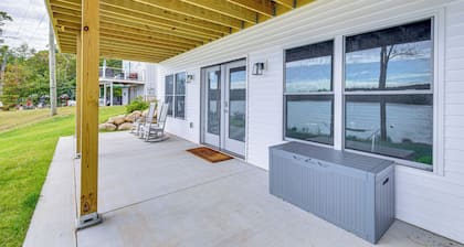Hooked on Nature: Waterfront Thompson Retreat