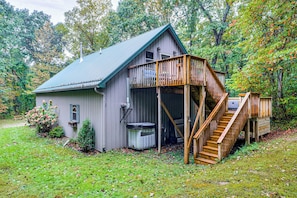House (2 Bedrooms) | Interior - Hot Tub Haven 10 Mi to Hocking Hills State Park! (Amanda)