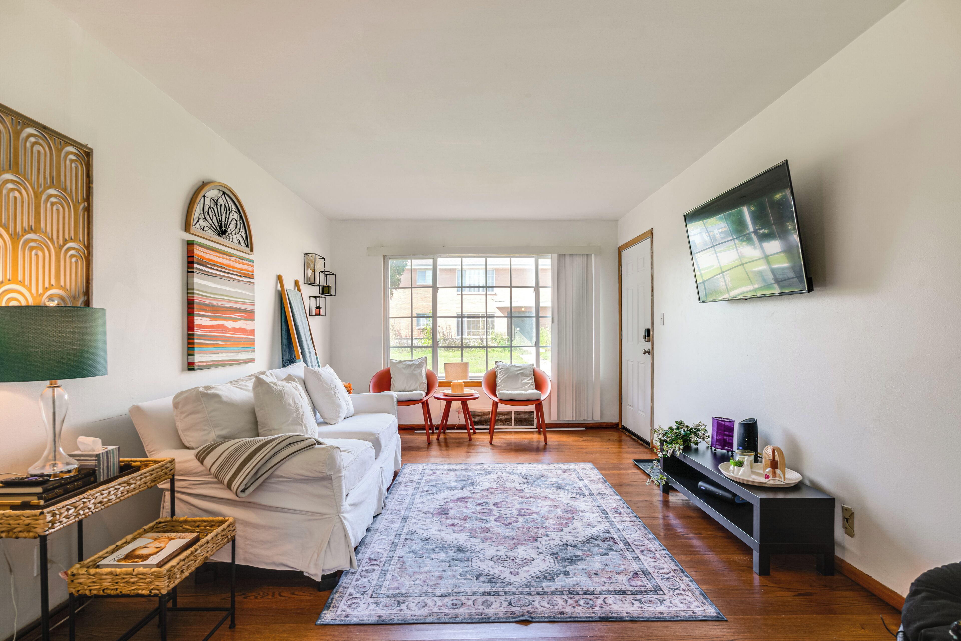 Apartment (3 Bedrooms) | Front of property