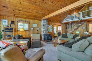 Talo (4 Bedrooms) | Sisätilat