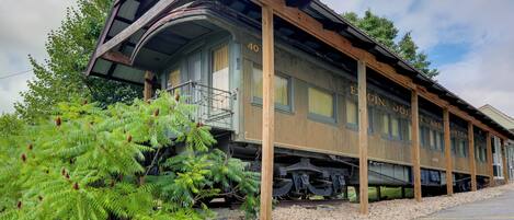 Rumah (3 Bedrooms) | Bagian depan properti