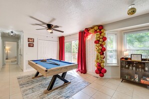 Front of property - Walk to Campus, FSU Photo Wall: Inviting Retreat! (Tallahassee)