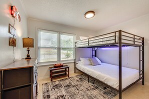 單棟房屋 (3 Bedrooms) | 內部