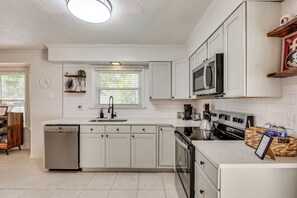 House (3 Bedrooms) | Bahagian dalam