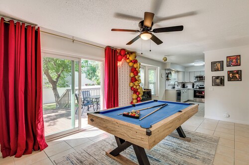 Walk to Campus, FSU Photo Wall: Inviting Retreat!