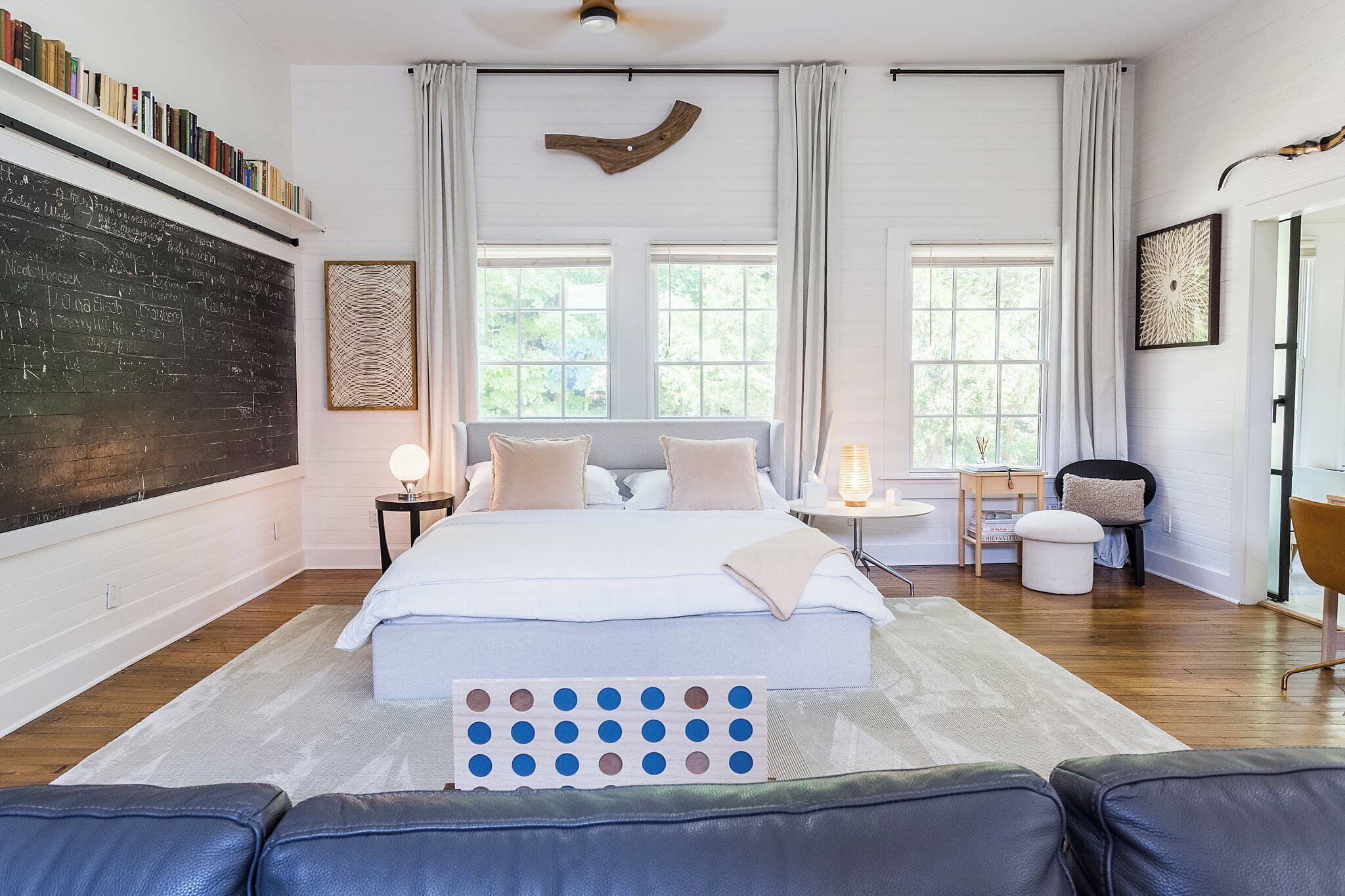 1 bedroom, desk, iron/ironing board, travel cot