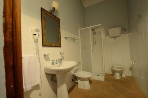Apartment | Bathroom