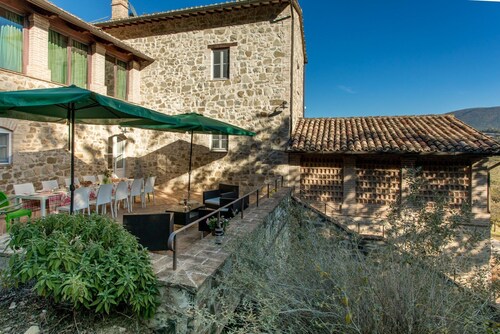 Apartment in a Farmhouse With Swimming Pool
