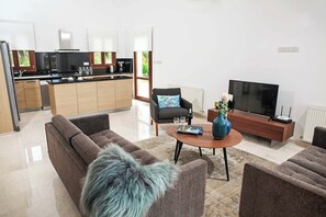 Villa (3 Bedrooms) | Interni