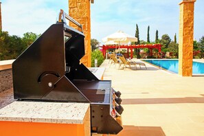 Villa (3 Bedrooms) | Esterni