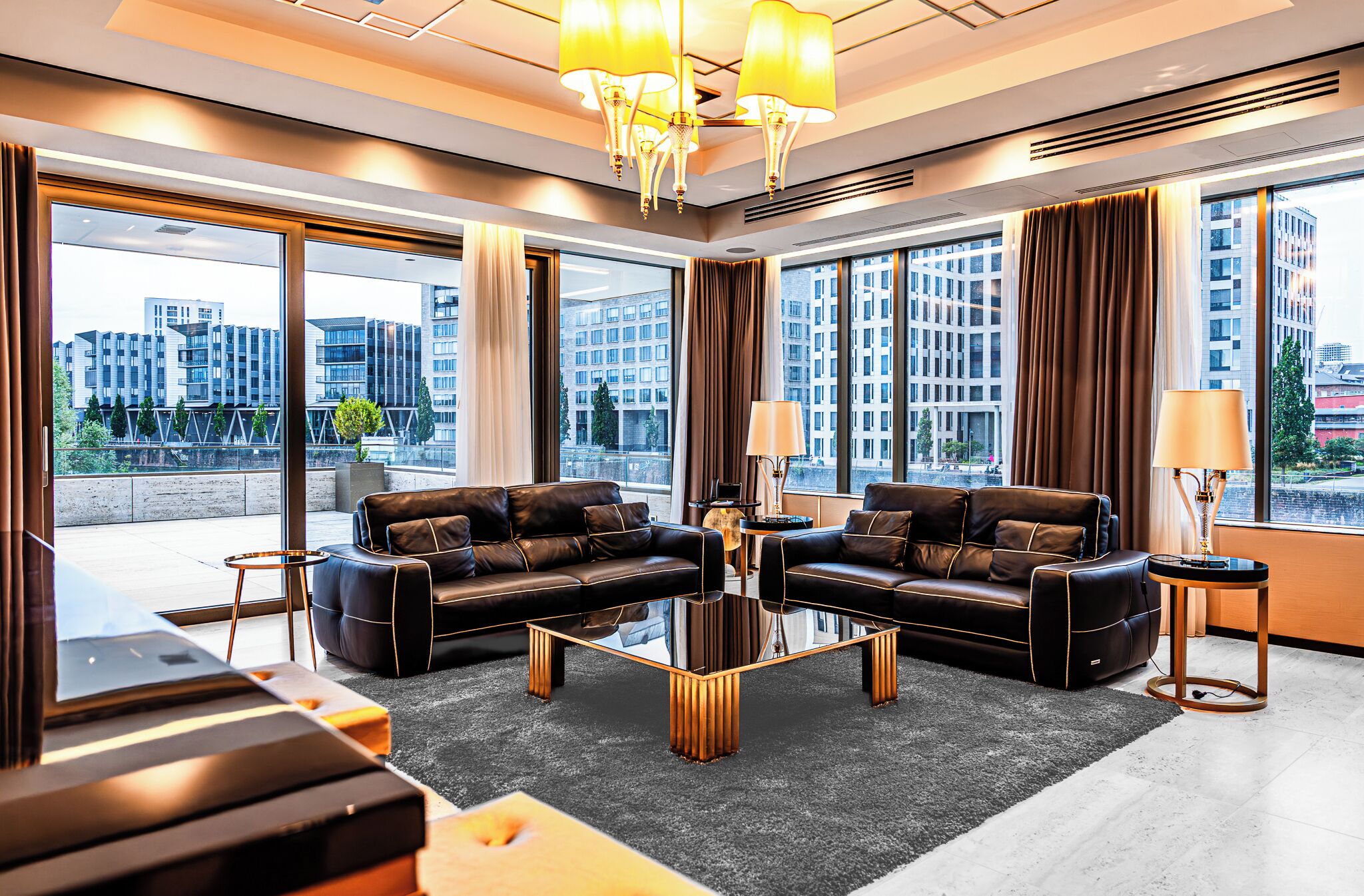 Mega Suite | Két bảo mật tại phòng, bàn, truy cập Internet không dây miễn phí 