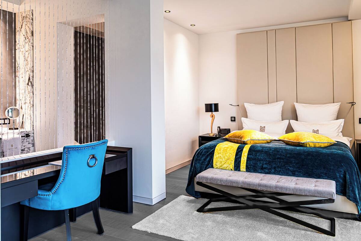 Luxury Suite, River View | In-room safe, desk, free WiFi