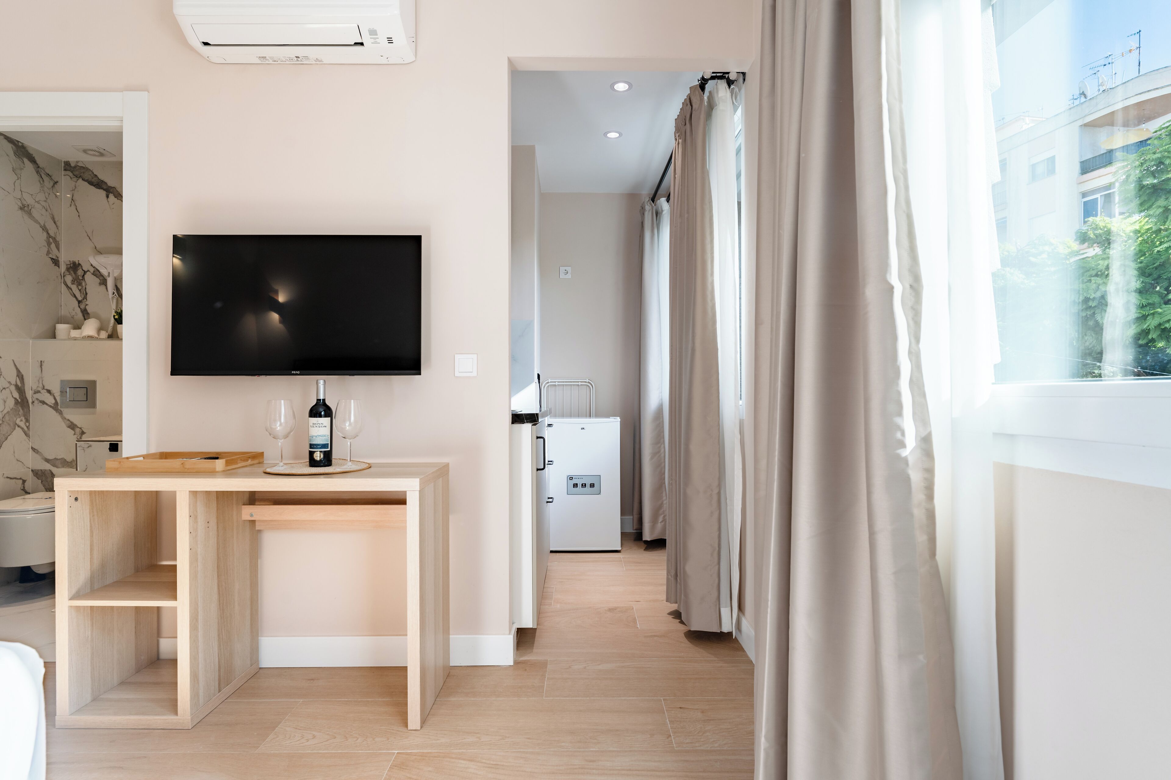 Studio, Stadtblick | Aussenbereich