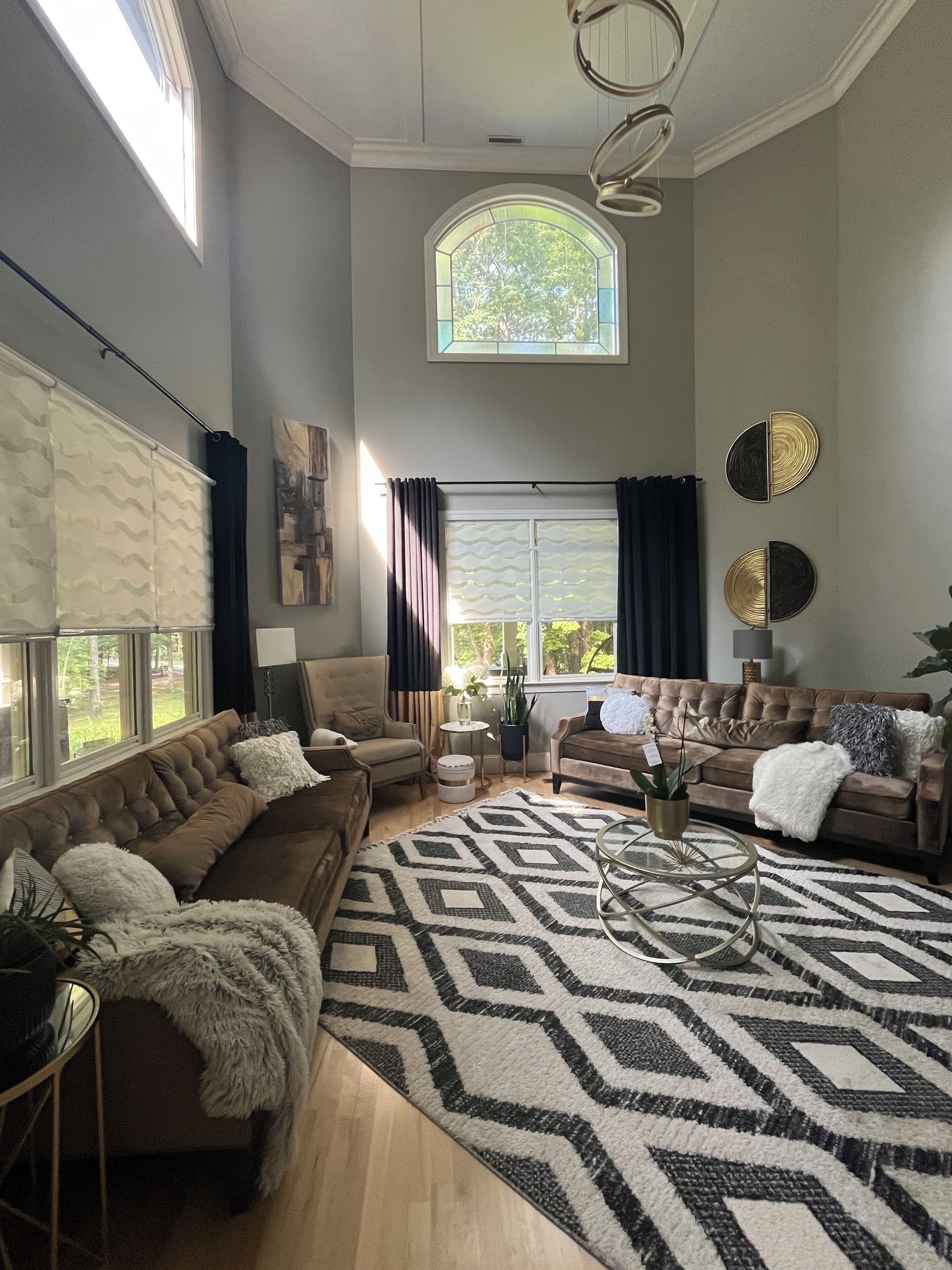 Télévision, cheminée