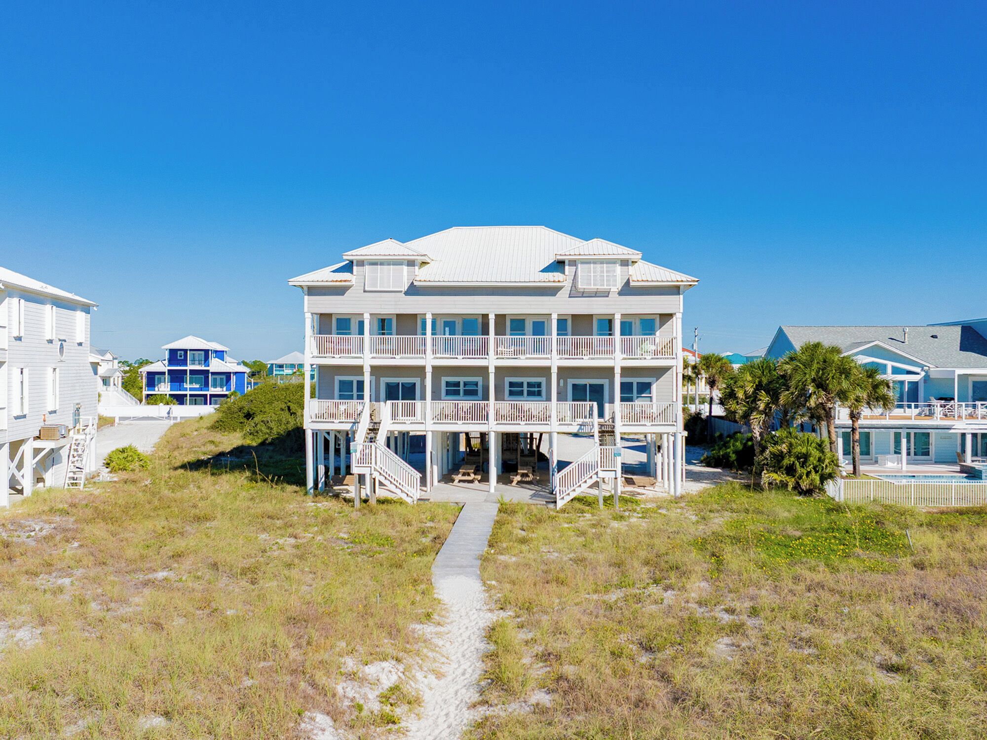 المنشأة من الخارج