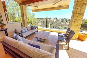 Villa (5 Bedrooms) | Interior