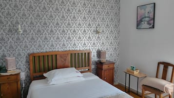Classic Double Room | Free WiFi, bed sheets