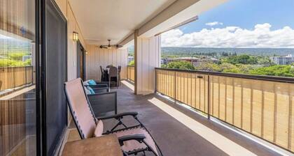 Kona Plaza#409: Top Floor, Downtown, Rare 3 bedroom Penthouse with Ocean View