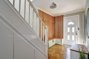Unclassified image, 4 of 84, button - Charming 4 bedroom home in Felsted (Felsted)
